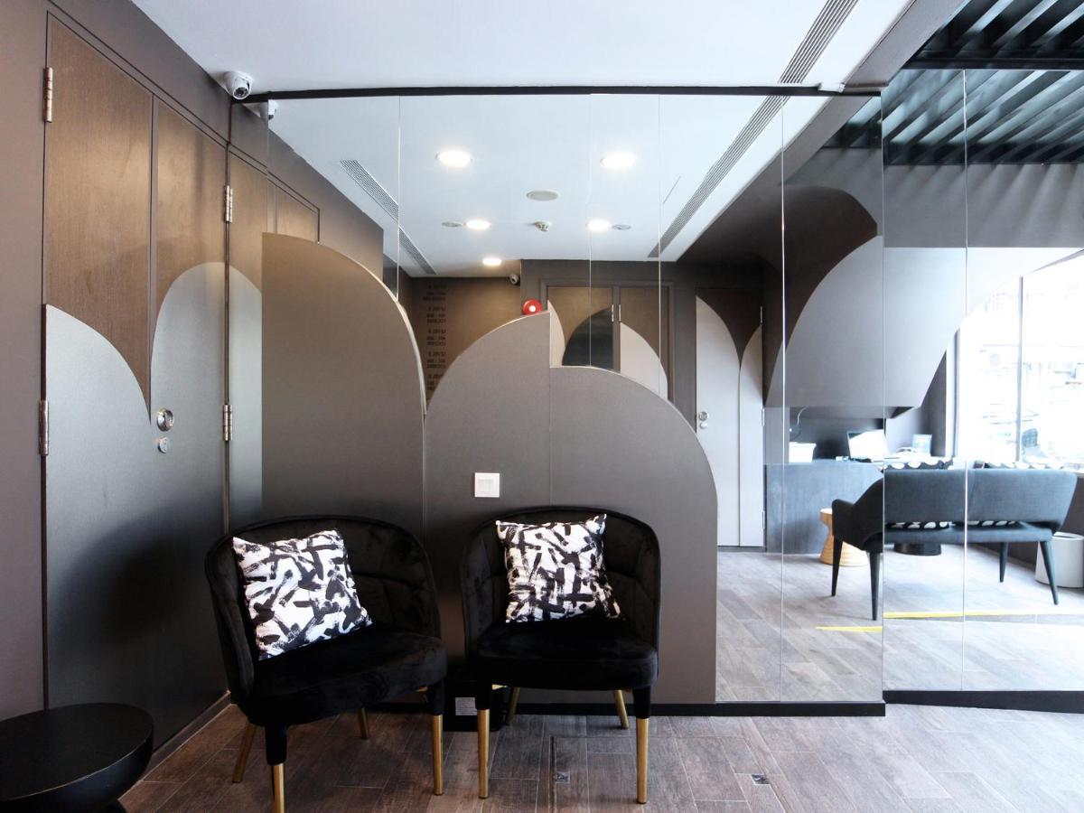Hotel St Signature Bugis Beach, Dayuse, 8-9 Hours, Check In 8am Or 11am Singapura